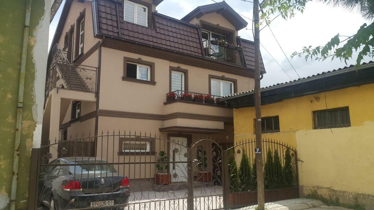 Emma Apartments Bitola Bagian luar foto